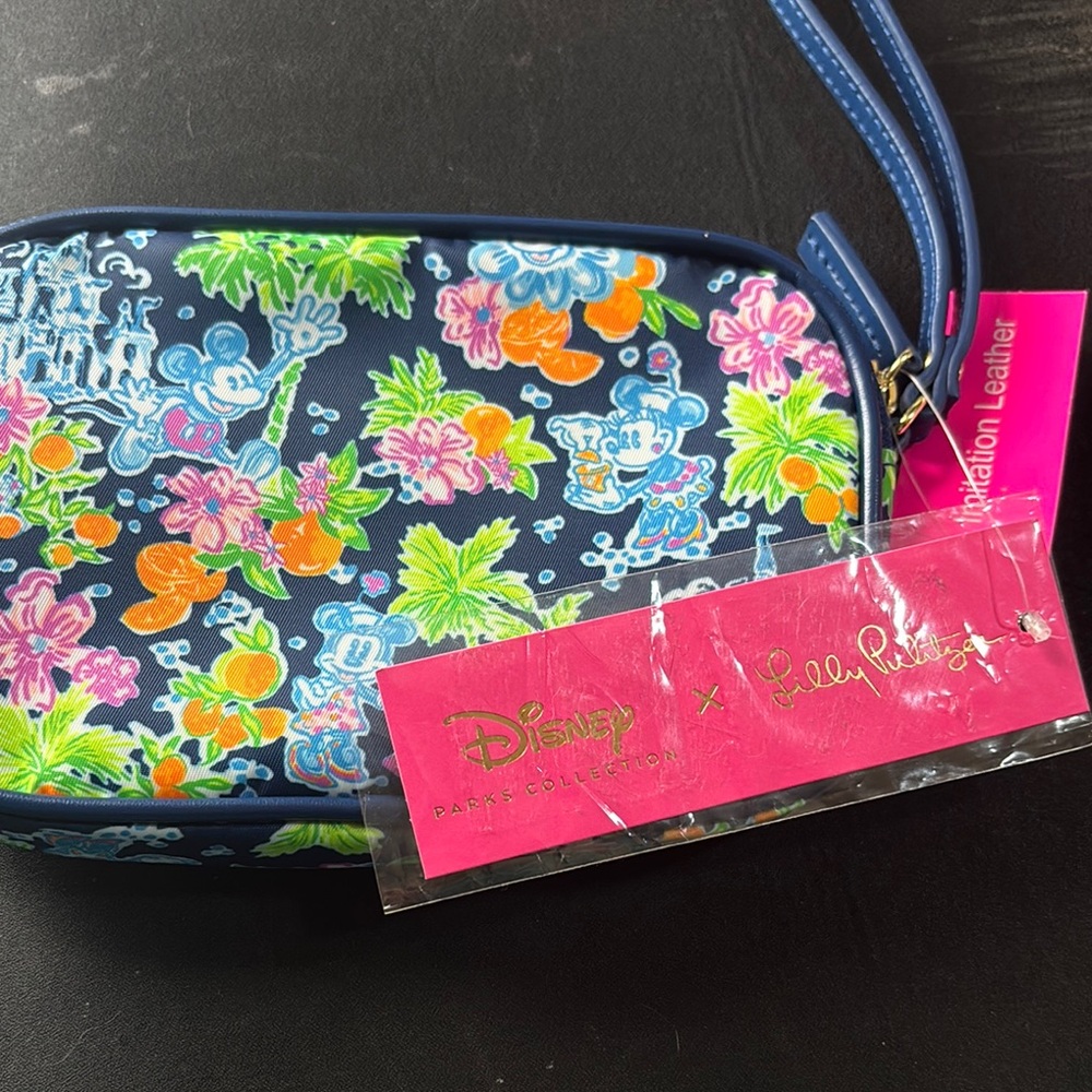 Lilly Pulitzer Blue Floral Clutch with Wristlet Strap